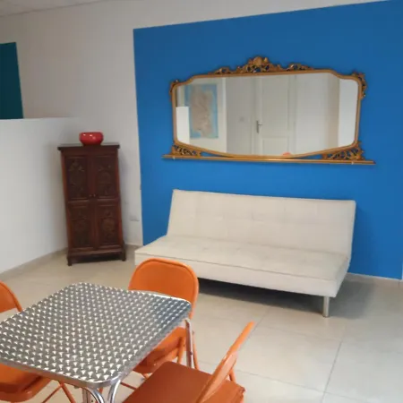Classic Apartment *